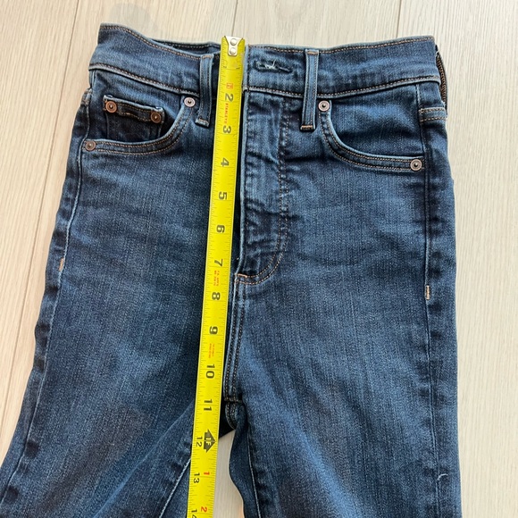 Aritzia Denim Forum the Lola high risk skinny crop jeans size 24 - Picture 7 of 8